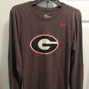Nike Georgia Bulldogs Men’s Gray long selves Big Graphic Logo T-shirt